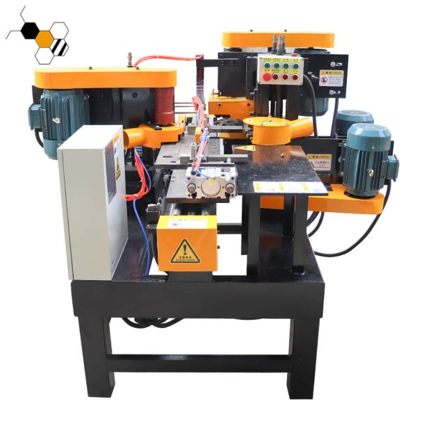AUTOMATIC SIDE BAR FORMING MACHINE